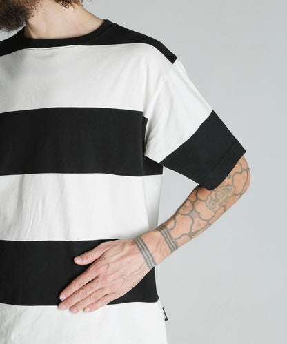 WIDE BORDER T-SHIRT 寬條紋 T恤
