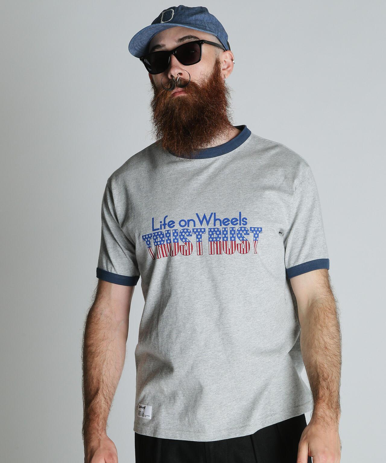 TRUST RUST RINGER T-SHIRT 撞色領T恤
