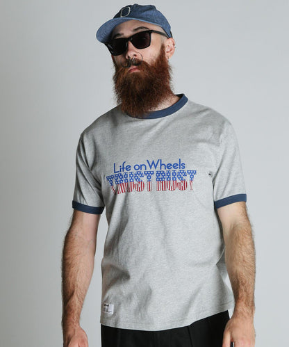 TRUST RUST RINGER T-SHIRT 撞色領T恤