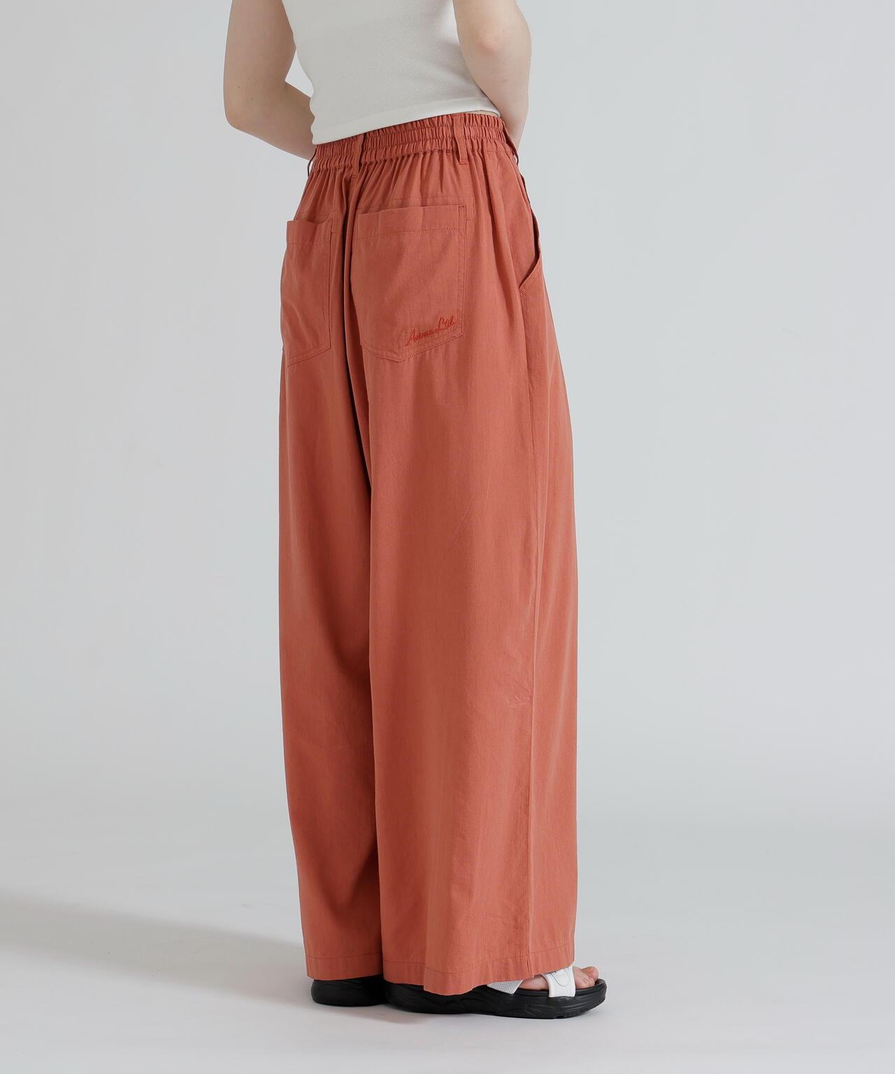 DESIGN BELT TUCK DETAIL 褲子