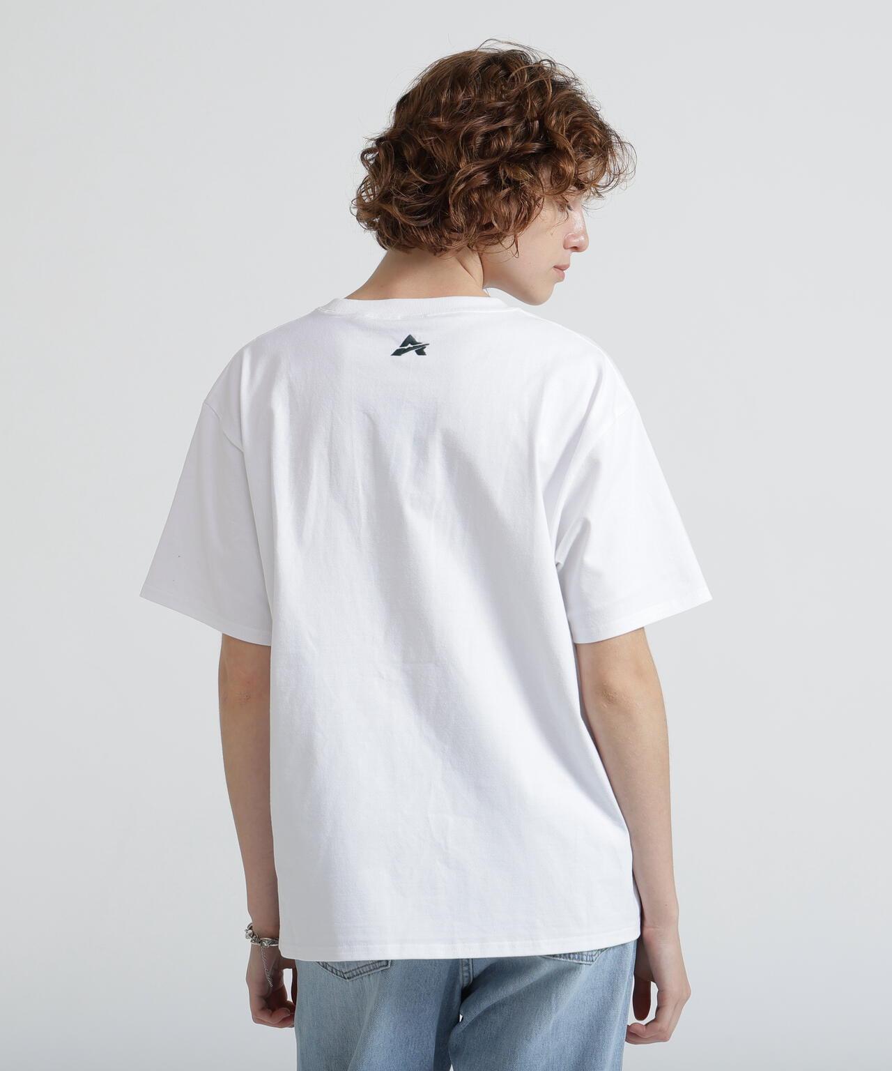 CORE LOGO EMBROIDERY T恤 《&DEPOT限定》