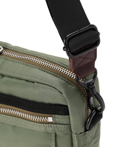 FLIGHT NYLON BOX SHOULDER BAG 盒型單肩包