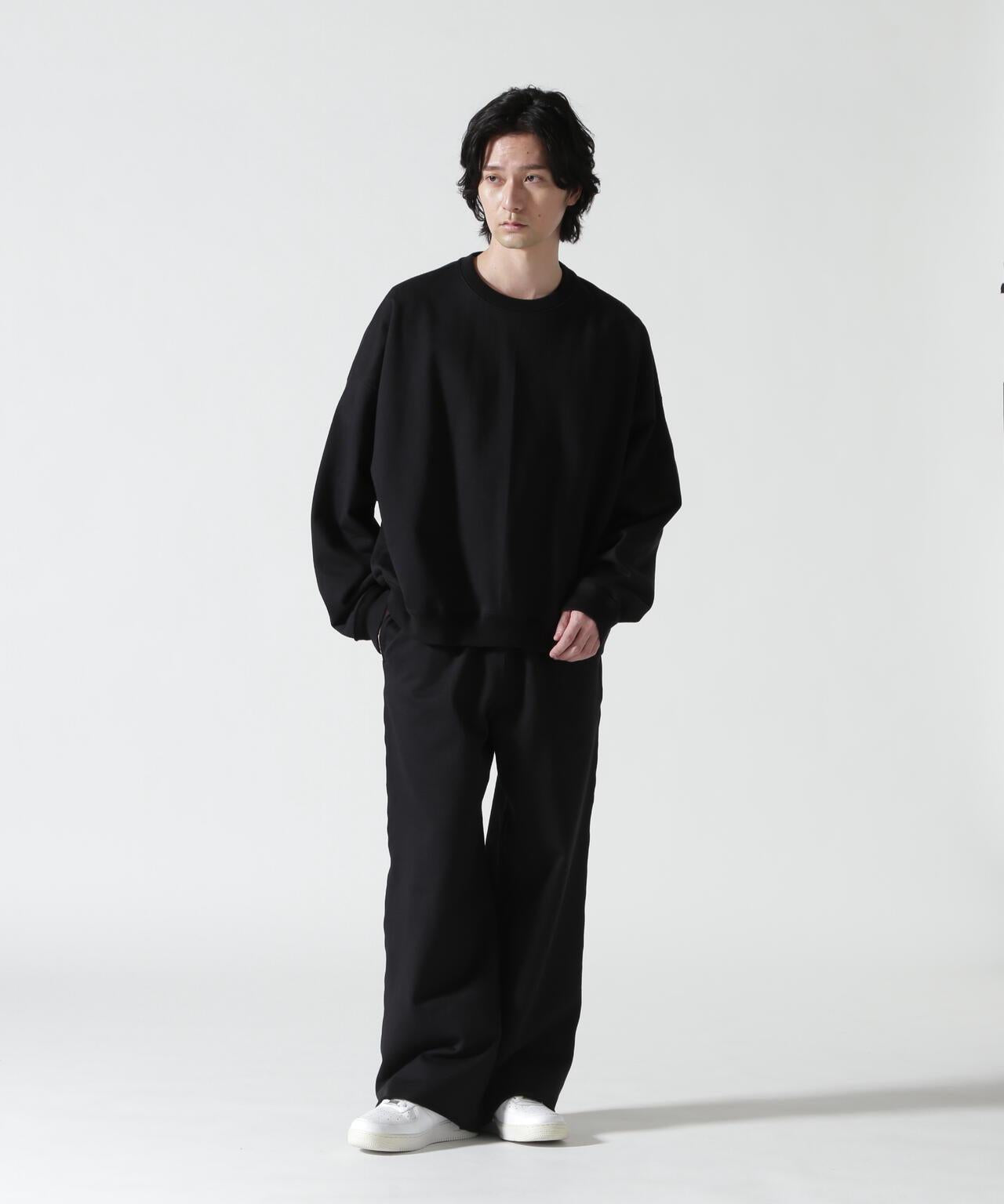 寬鬆衛衣面料 HUGE SHORT SWEAT 休閒短褲