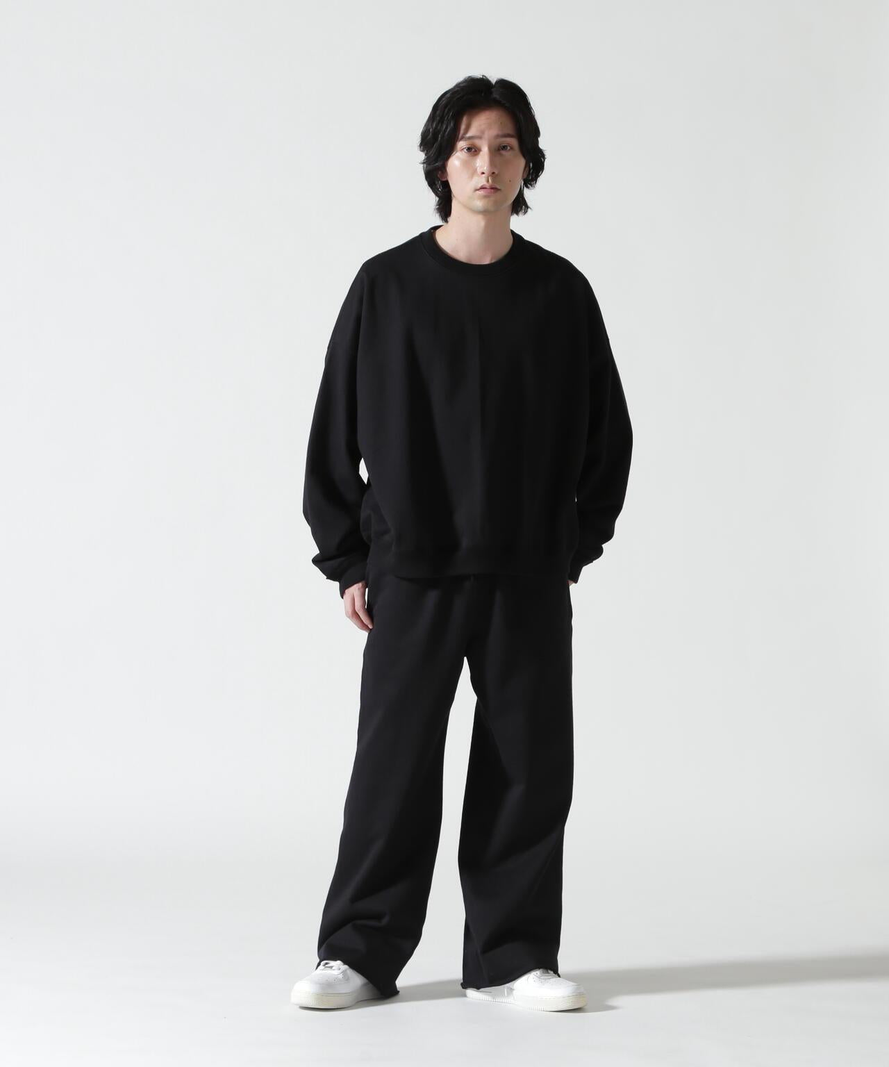 寬鬆衛衣面料 HUGE SHORT SWEAT 休閒短褲