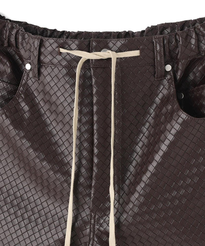 WOVEN FAUX LEATHER SHORTS 短褲