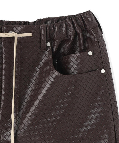 WOVEN FAUX LEATHER SHORTS 短褲
