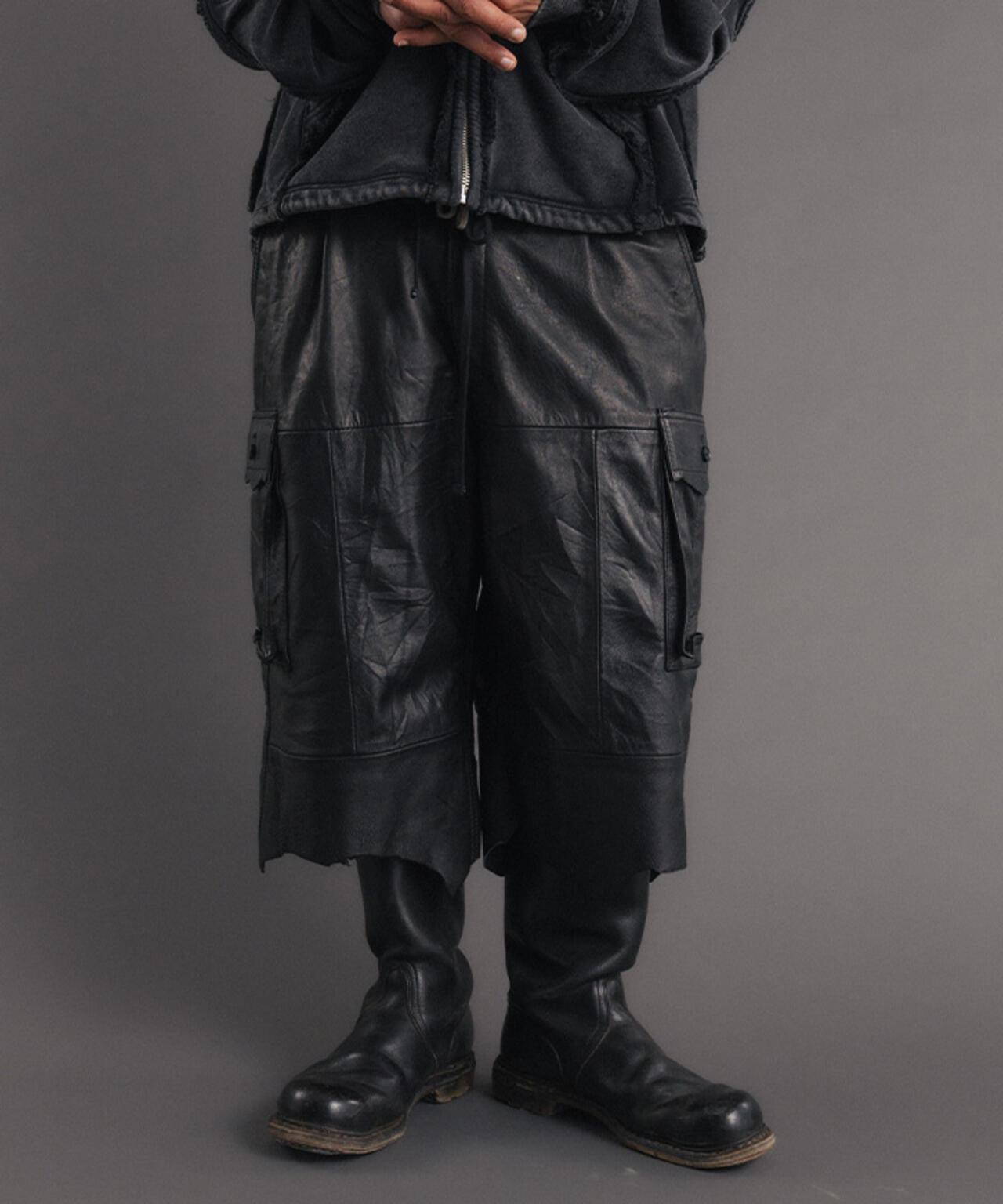 FR(13)NDS フレンズ REPRO-LEATHER CARGO SHORTS