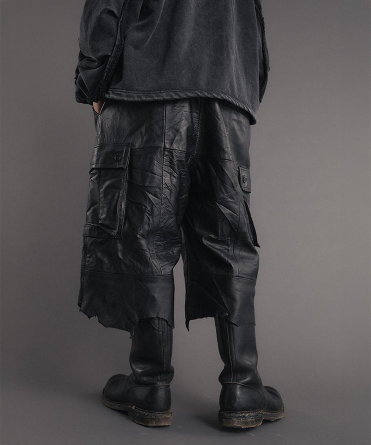 FR(13)NDS フレンズ REPRO-LEATHER CARGO SHORTS