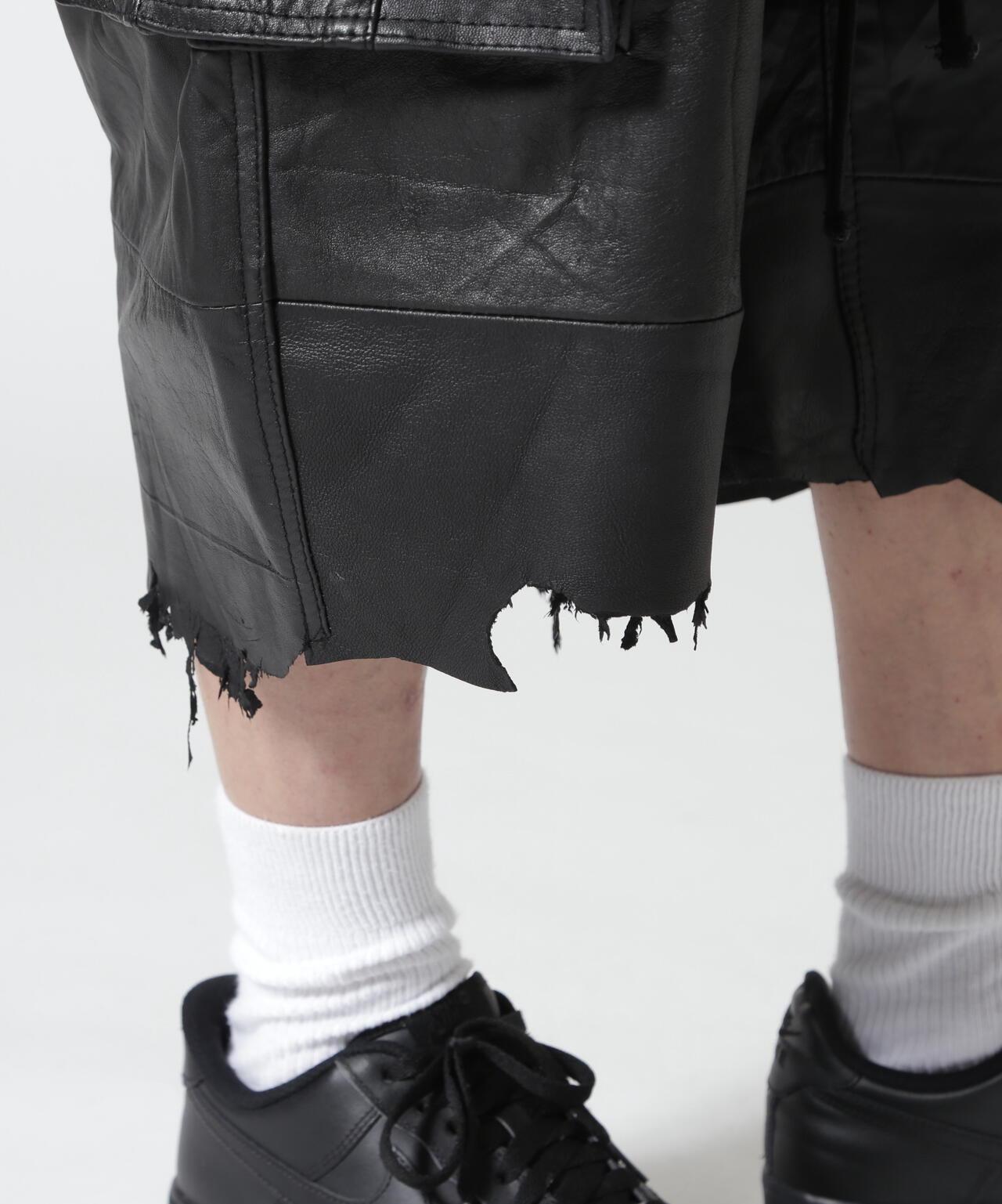 FR(13)NDS フレンズ REPRO-LEATHER CARGO SHORTS