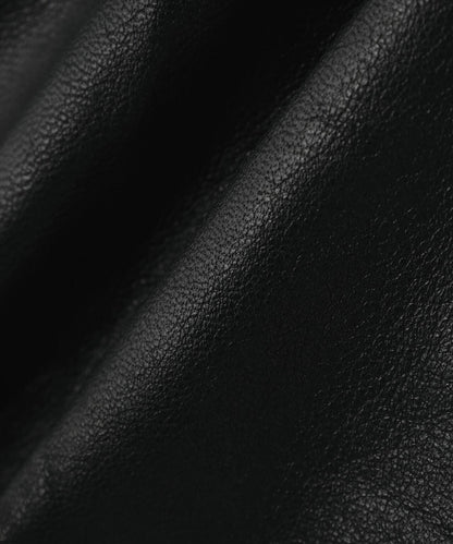 FR(13)NDS フレンズ REPRO-LEATHER CARGO SHORTS