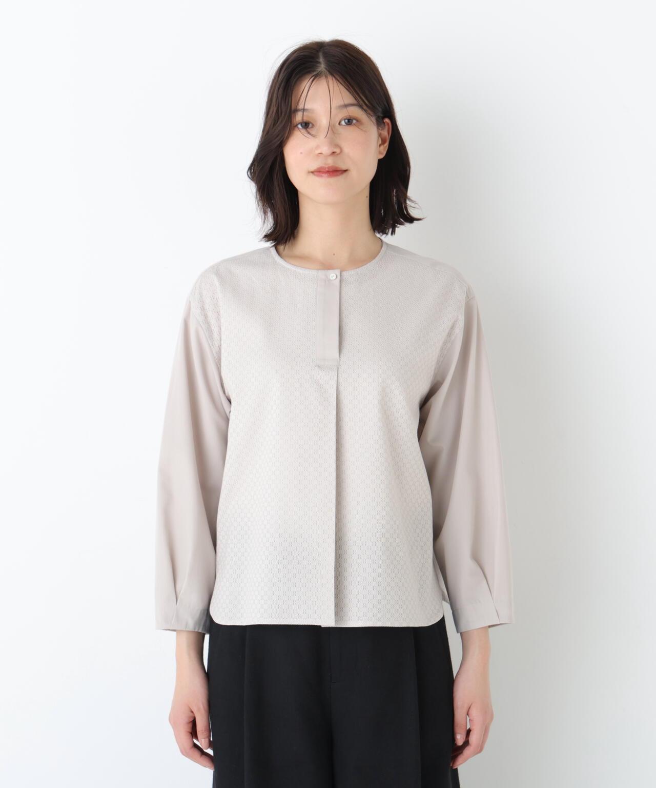 《洗える / Good Price》 網眼蕾絲V領襯衫
