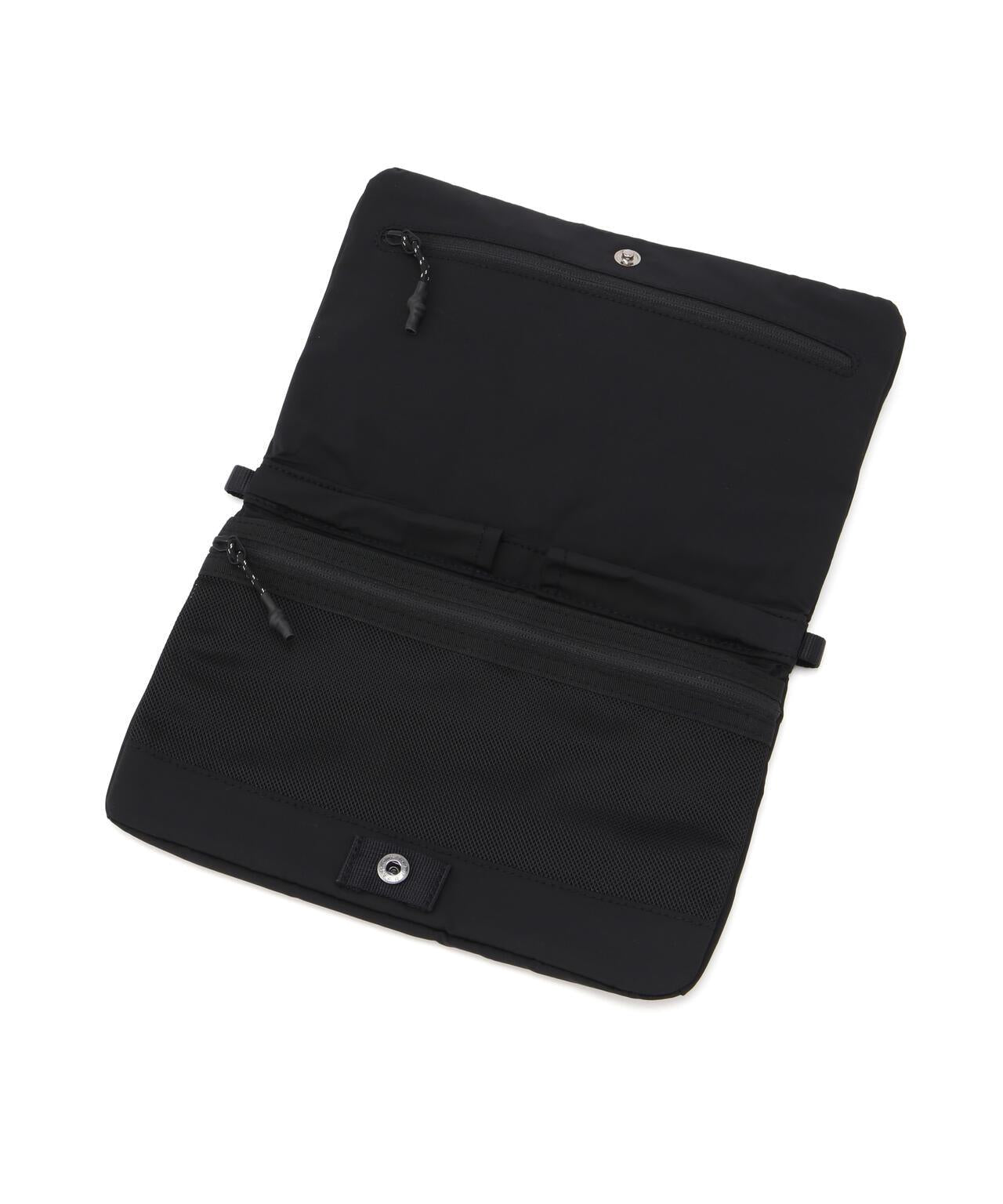 扁平版型 Flat Sacoche Tech Sateen 小號斜挎包