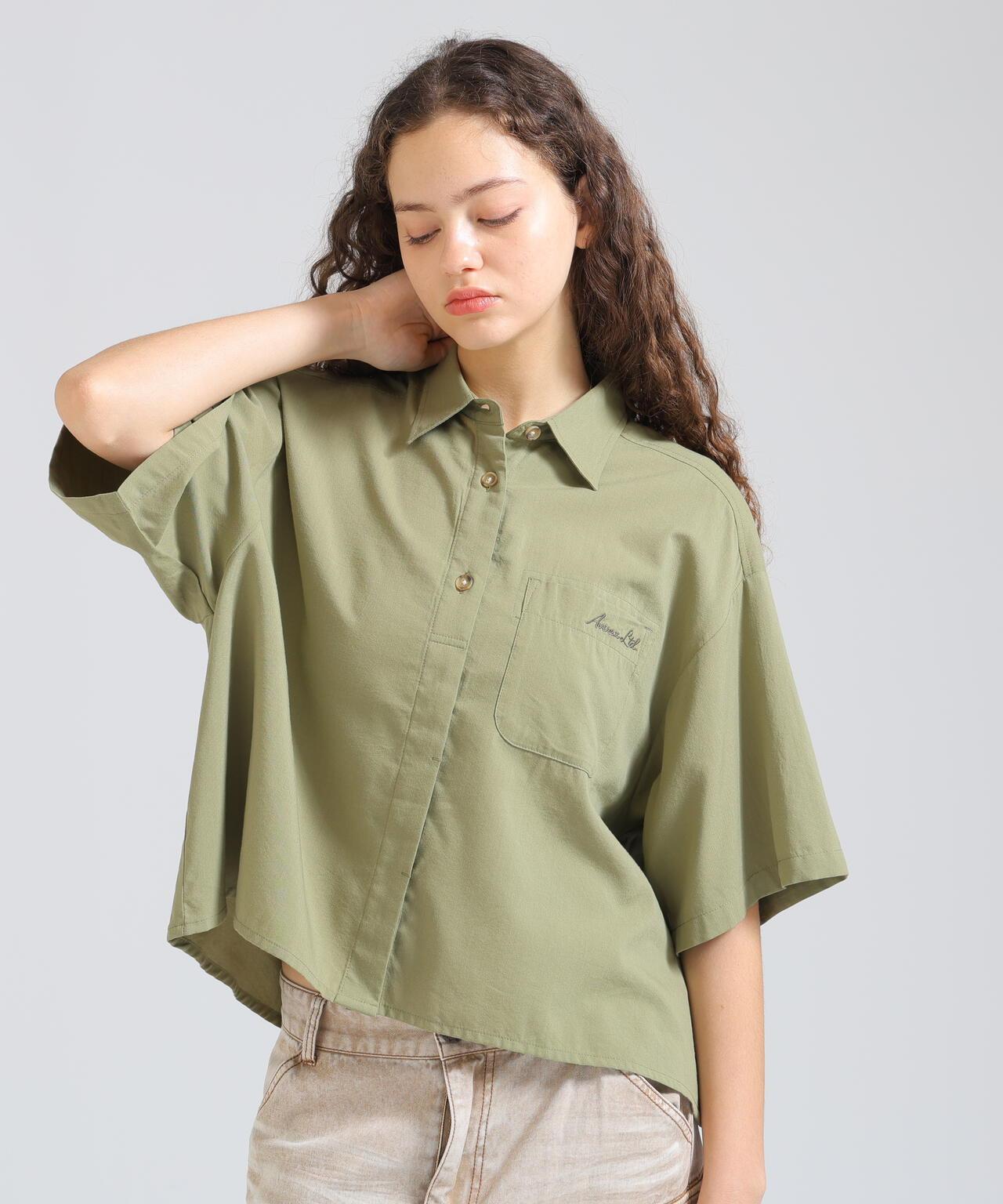WOMAN H/S BACK GATHER DETAILS 襯衫（直營店限定）