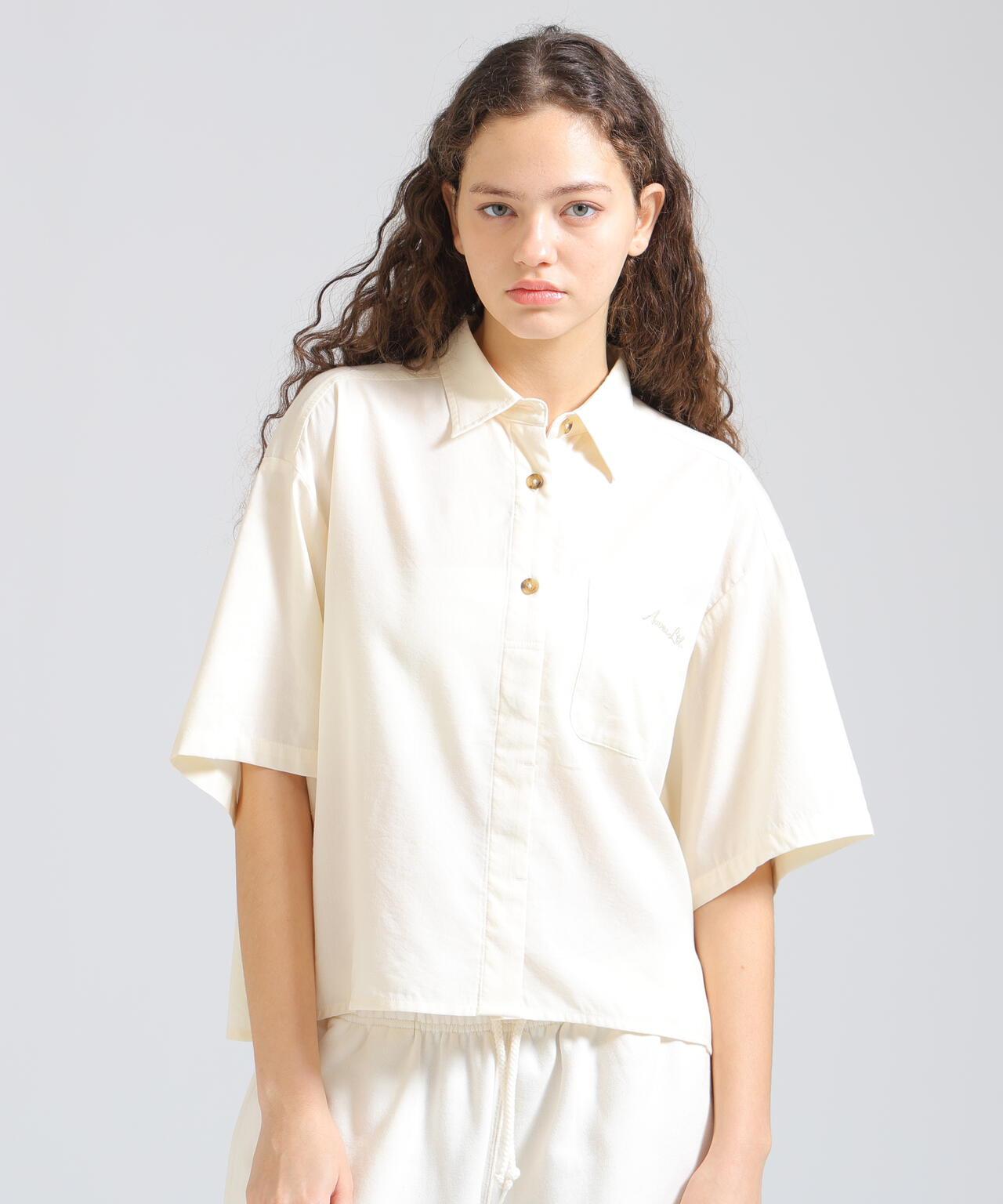 WOMAN H/S BACK GATHER DETAILS 襯衫（直營店限定）