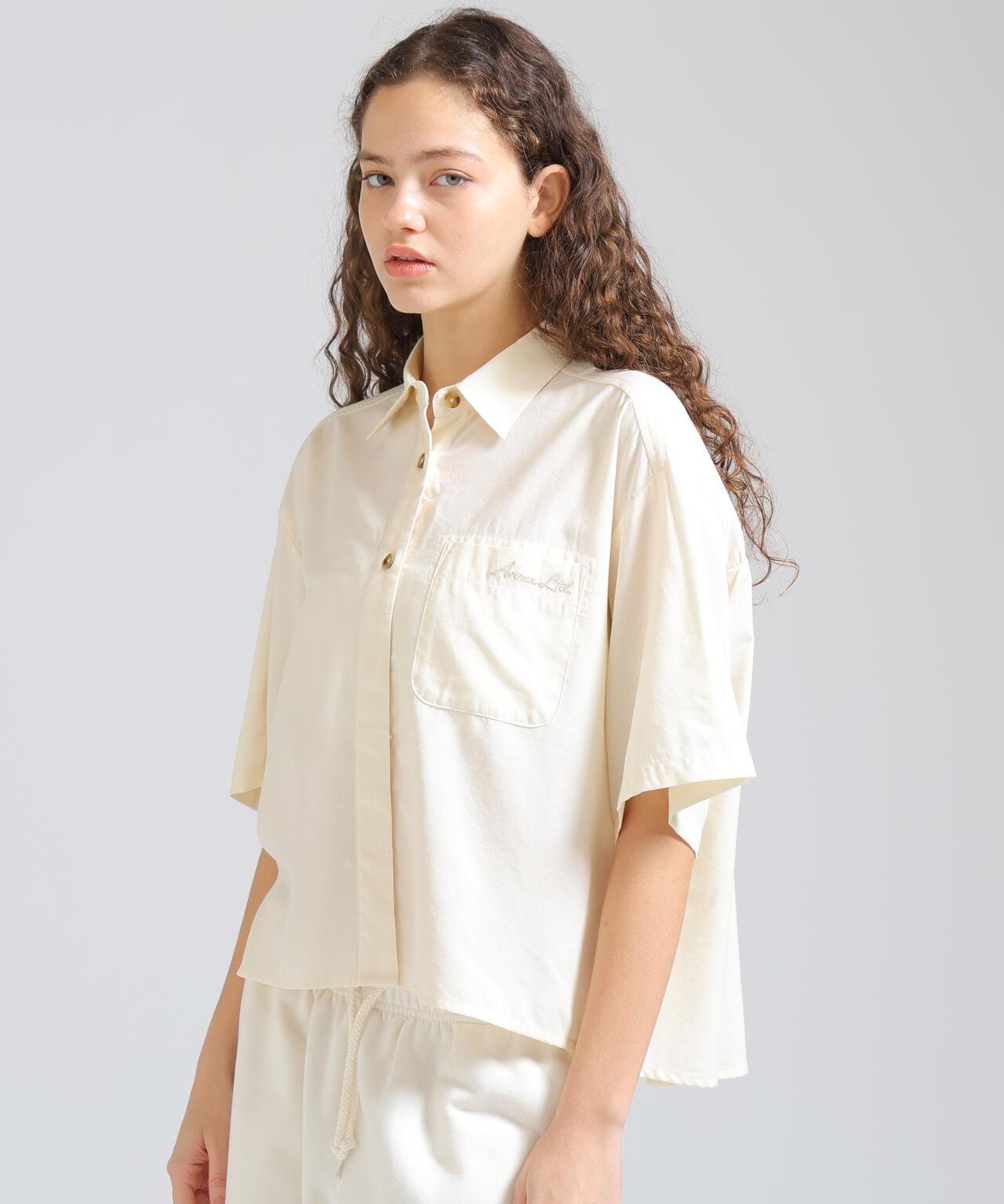 WOMAN H/S BACK GATHER DETAILS 襯衫（直營店限定）