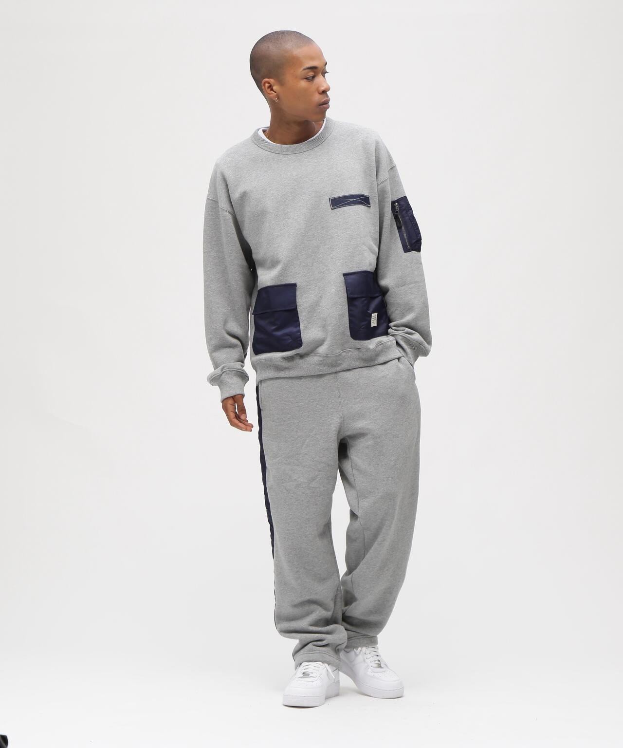 TACTICAL 圓領衛衣《&DEPOT限定》