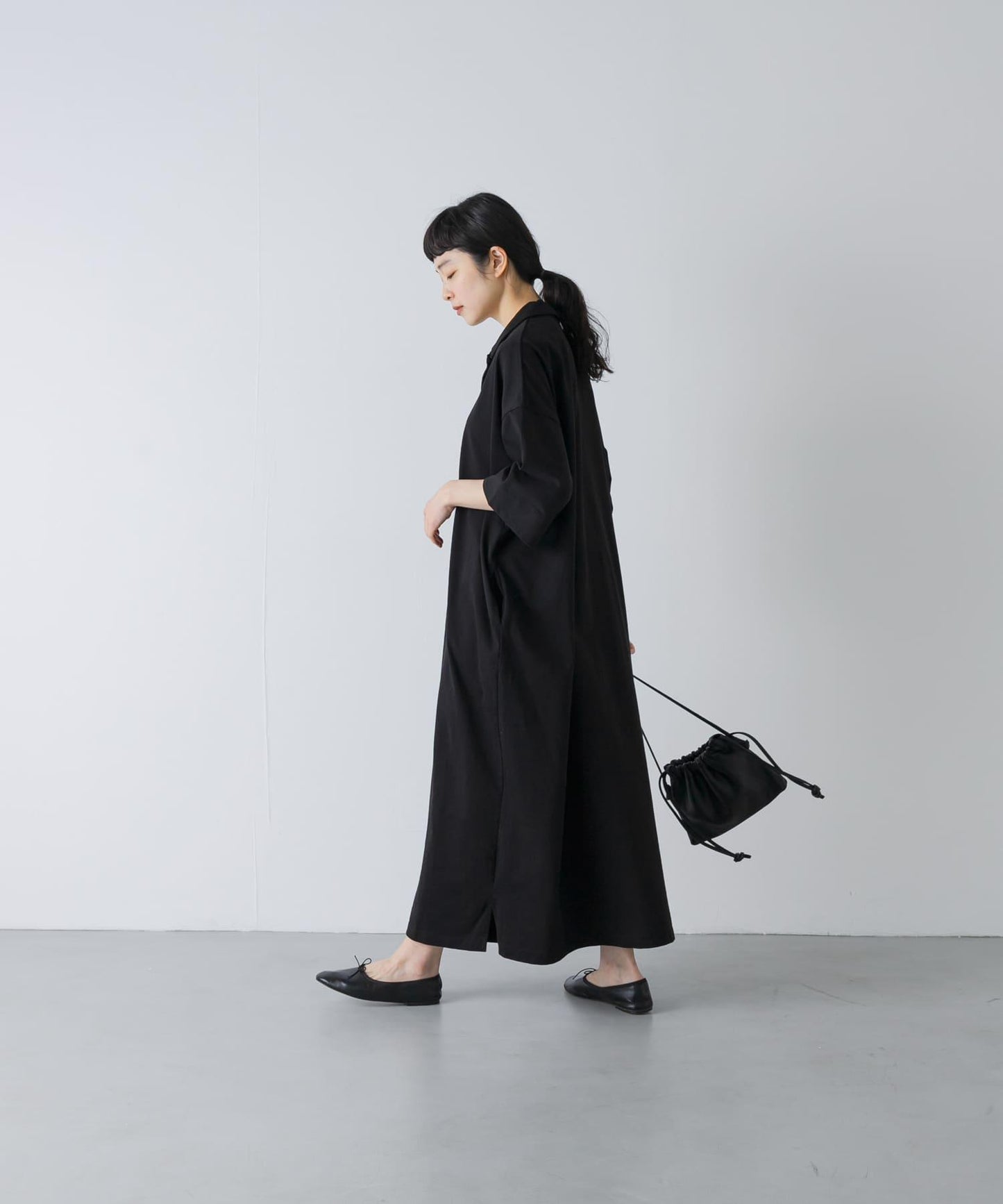 開領針織連衣裙