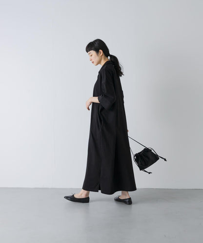 開領針織連衣裙