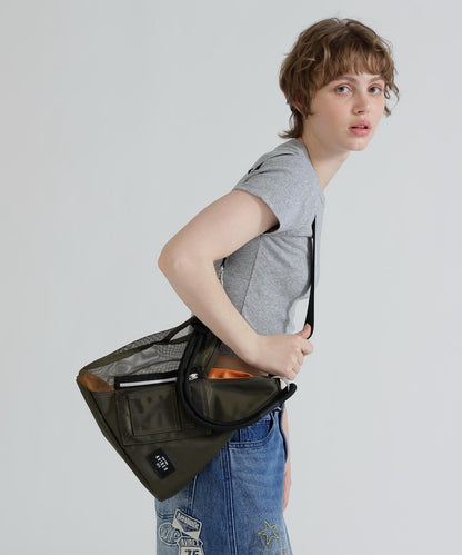 直營店限定 MINI MESH TRIANGLE BAG 包