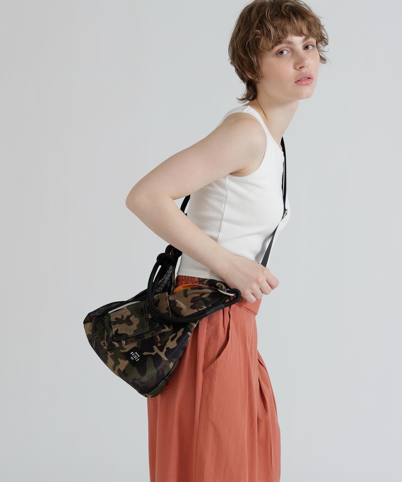直營店限定 MINI MESH TRIANGLE BAG 包