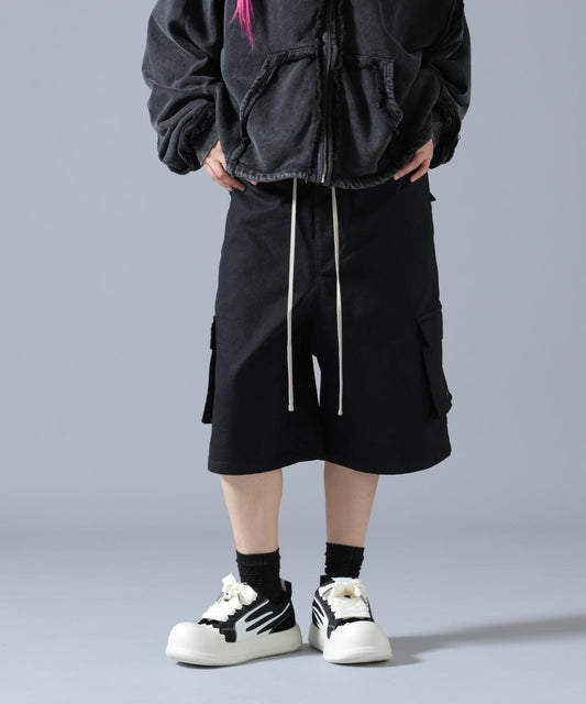 FR(13)NDS フレンズ Black shorts 休閒短褲
