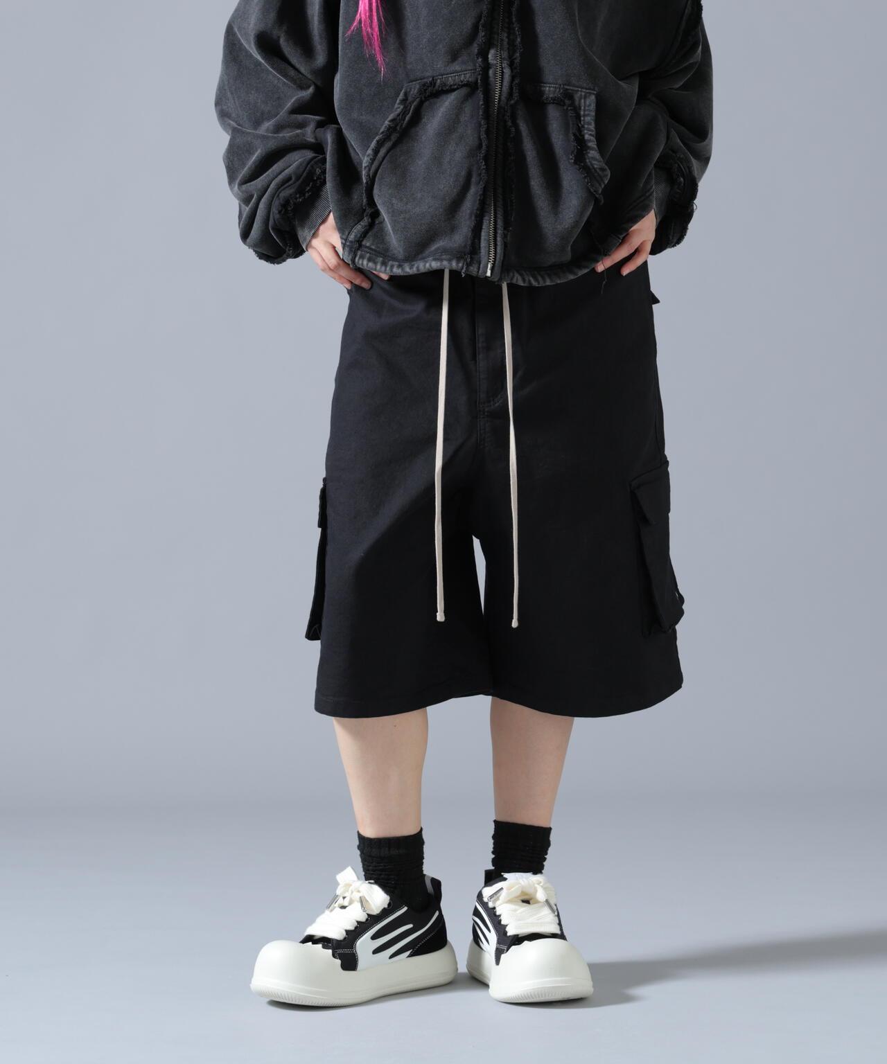 FR(13)NDS フレンズ Black shorts 休閒短褲