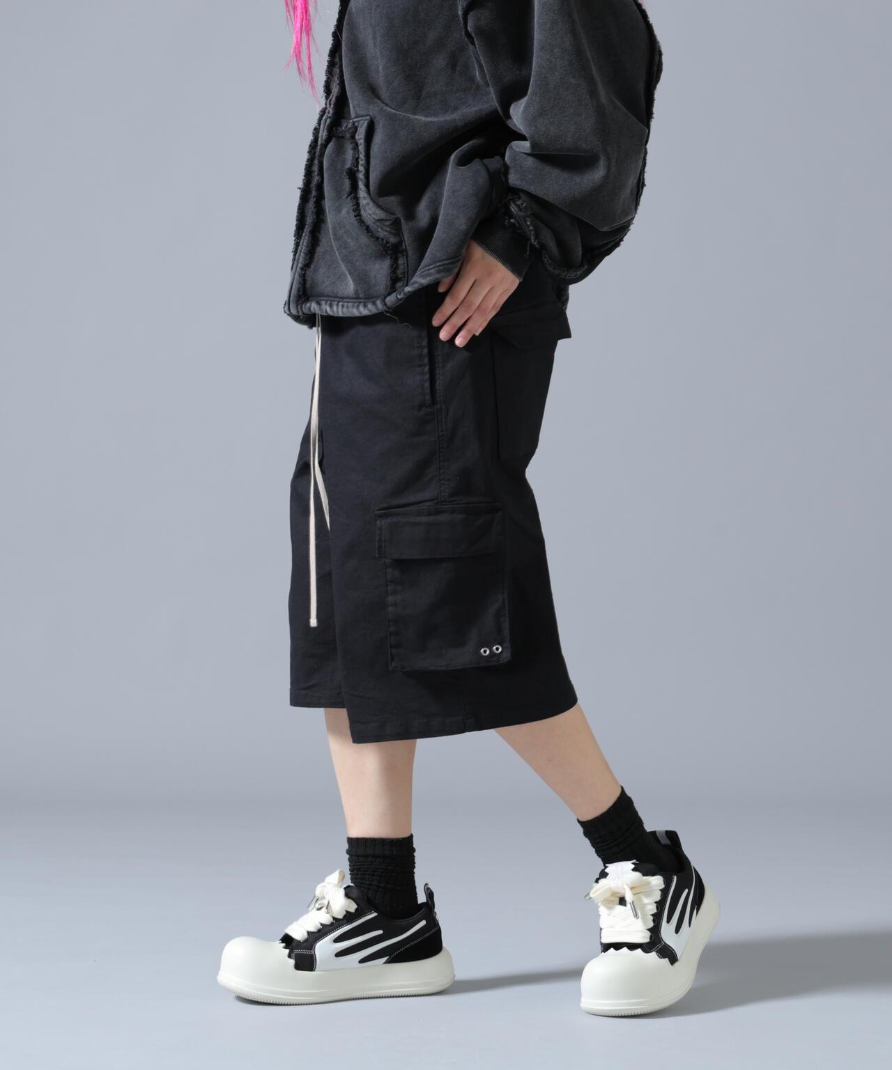 FR(13)NDS フレンズ Black shorts 休閒短褲