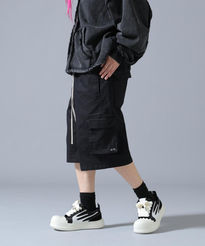 FR(13)NDS フレンズ Black shorts 休閒短褲