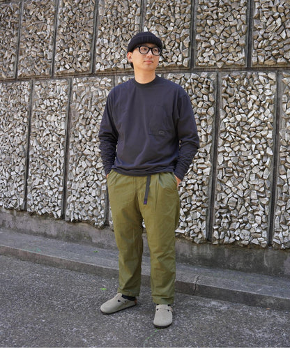 聯名 NYLON TUCK PANTS 尼龍褶襉褲