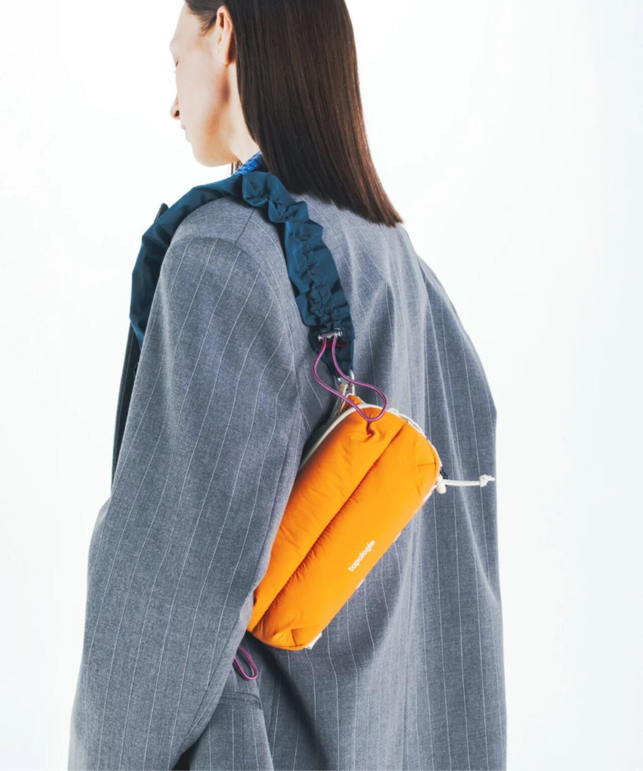 Topologie Bottle Sacoche Medium Puffer Silky Peach 包袋 單包款