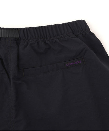 聯名 NYLON TUCK PANTS 尼龍褶襉褲