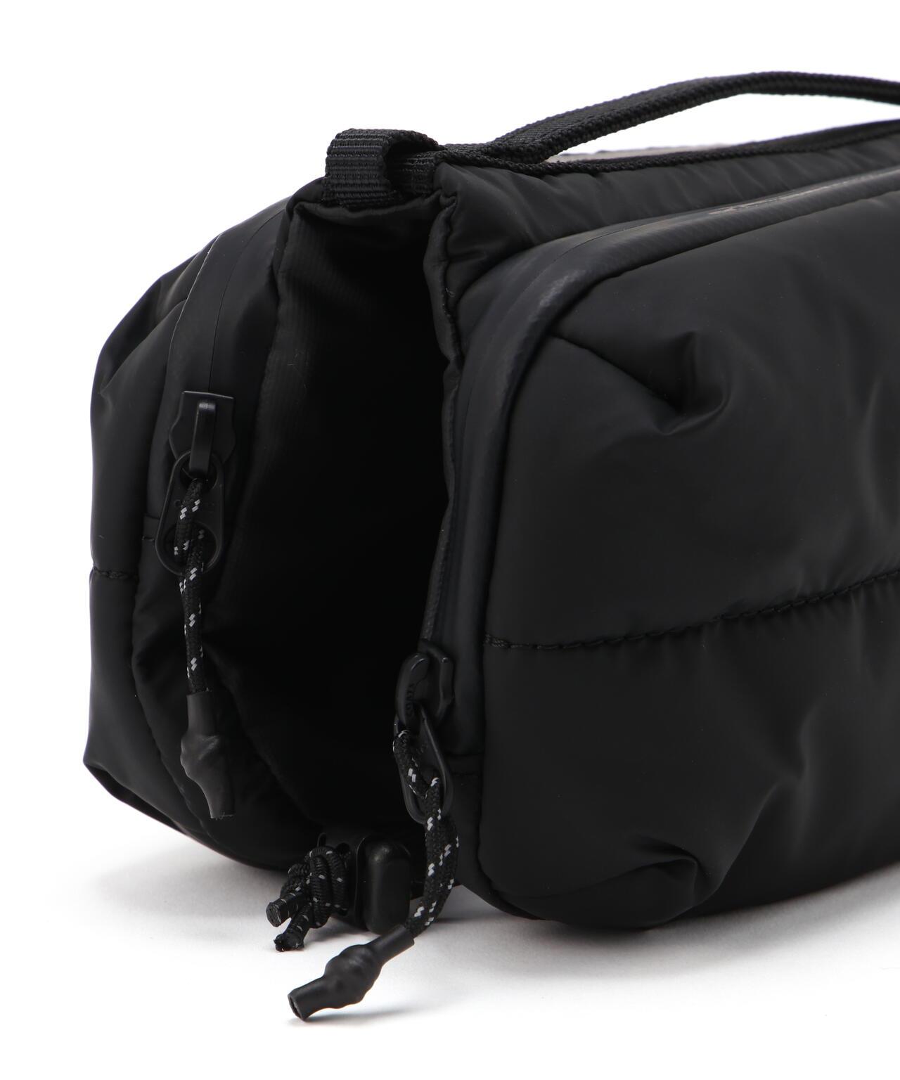 Topologie Bottle Sacoche Medium Puffer 斜挎包 單包款