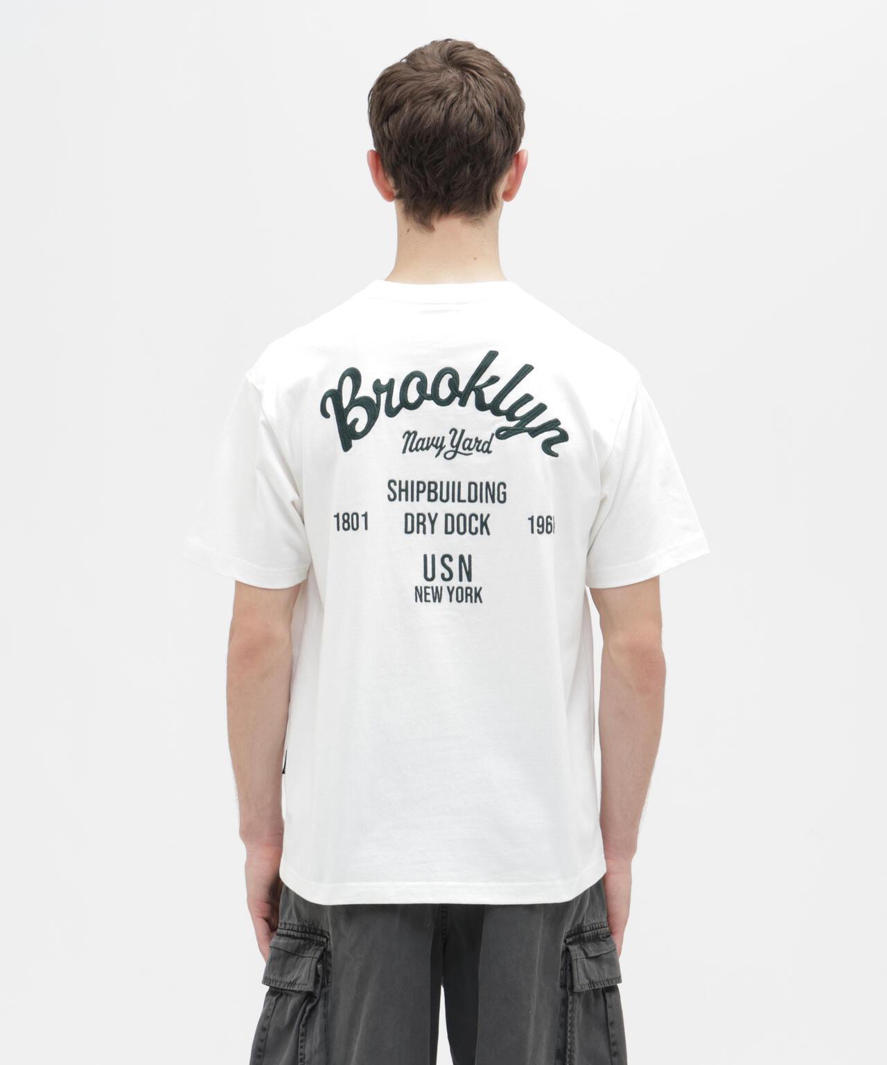 Brooklyn 字母刺繡短袖T恤