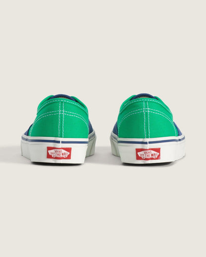 VANS Authentic 休閒鞋