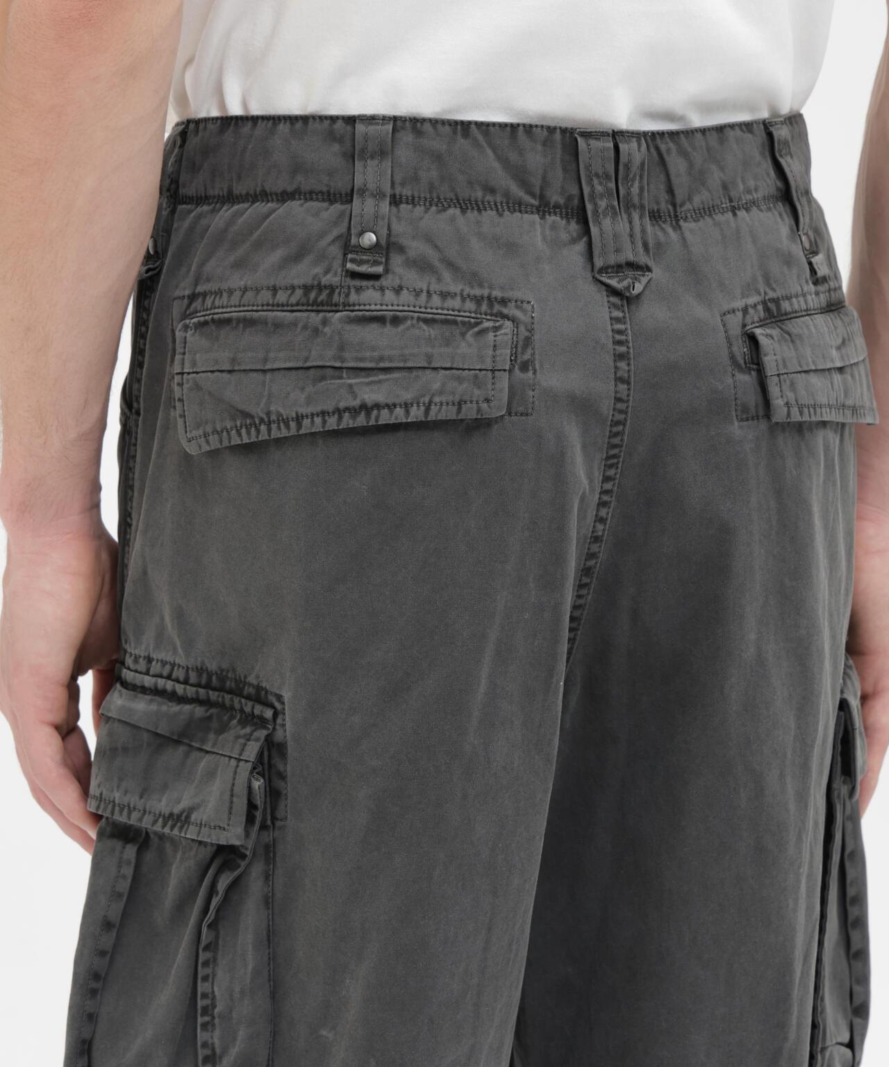 PIGMENT CARGO SHORTS 短褲