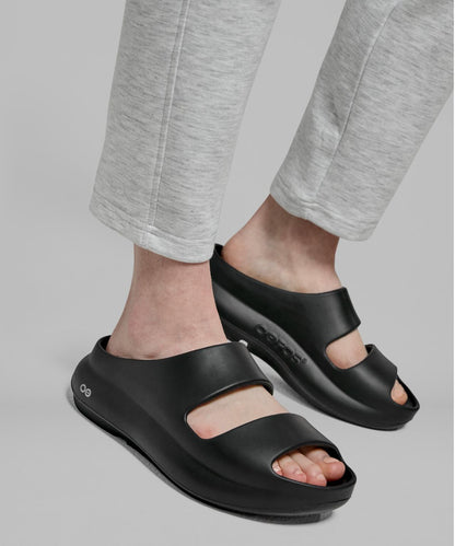 OOFOS OOYEA 恢復涼鞋