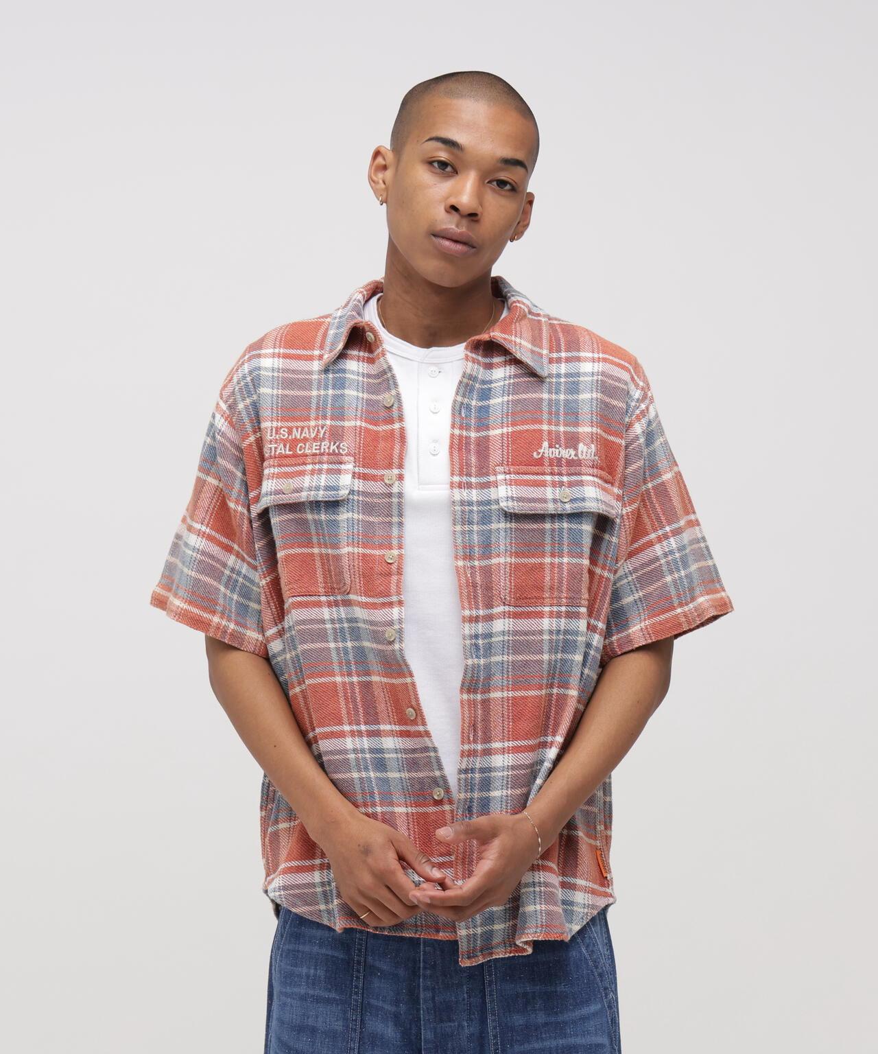 《AVIREX × UNIVERSAL OVERALL》 POSTAL FLANNEL SHIRT 襯衫