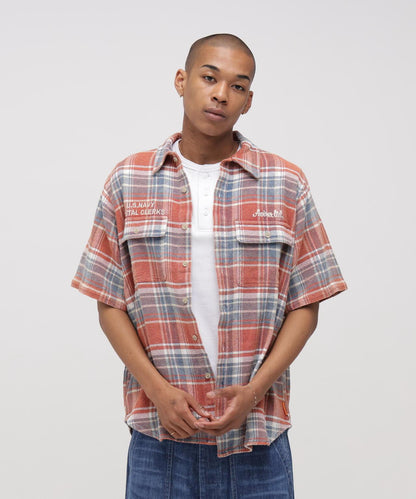 《AVIREX × UNIVERSAL OVERALL》 POSTAL FLANNEL SHIRT 襯衫
