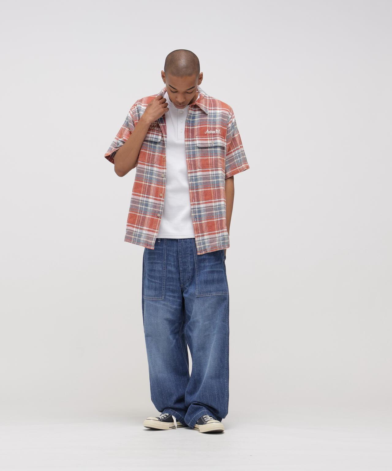 《AVIREX × UNIVERSAL OVERALL》 POSTAL FLANNEL SHIRT 襯衫