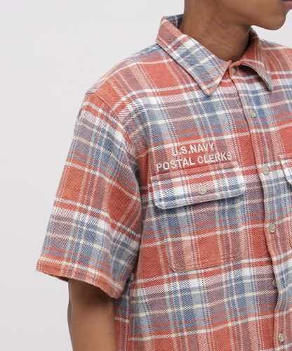 《AVIREX × UNIVERSAL OVERALL》 POSTAL FLANNEL SHIRT 襯衫