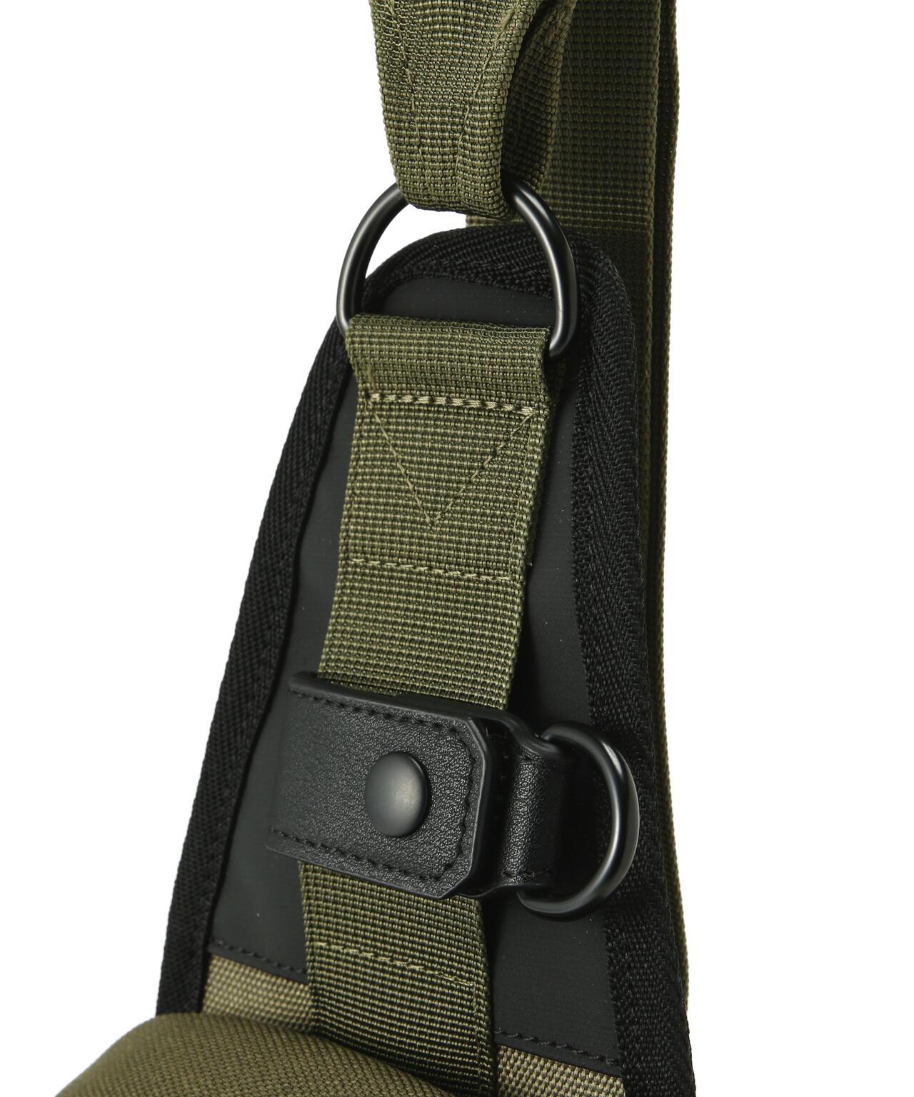REGLESS ONE SHOULDER BAG 單肩包