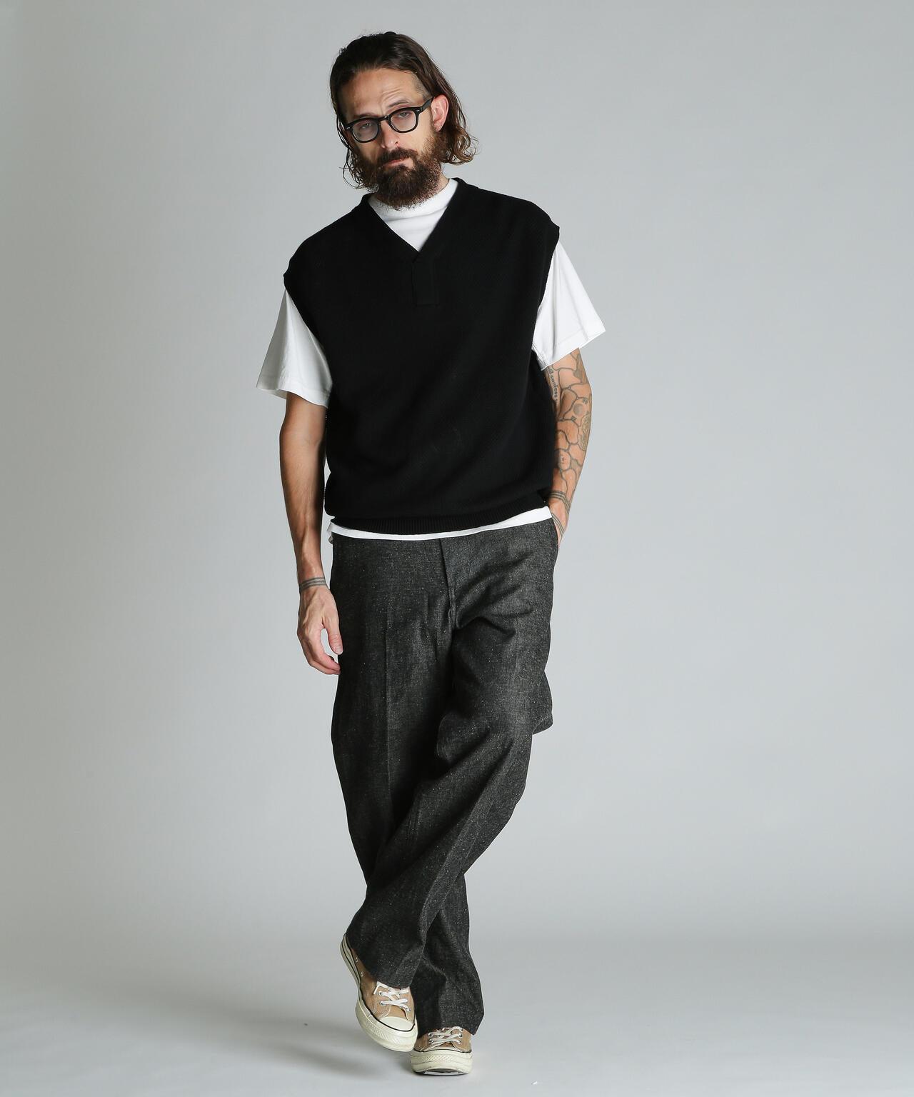 B.S. KNIT VEST 黑羊圖案 針織背心