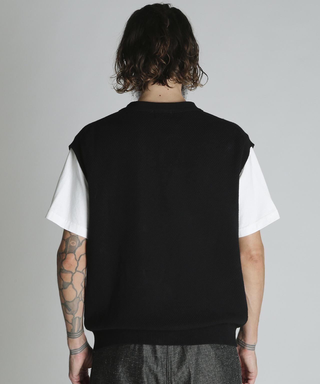B.S. KNIT VEST 黑羊圖案 針織背心