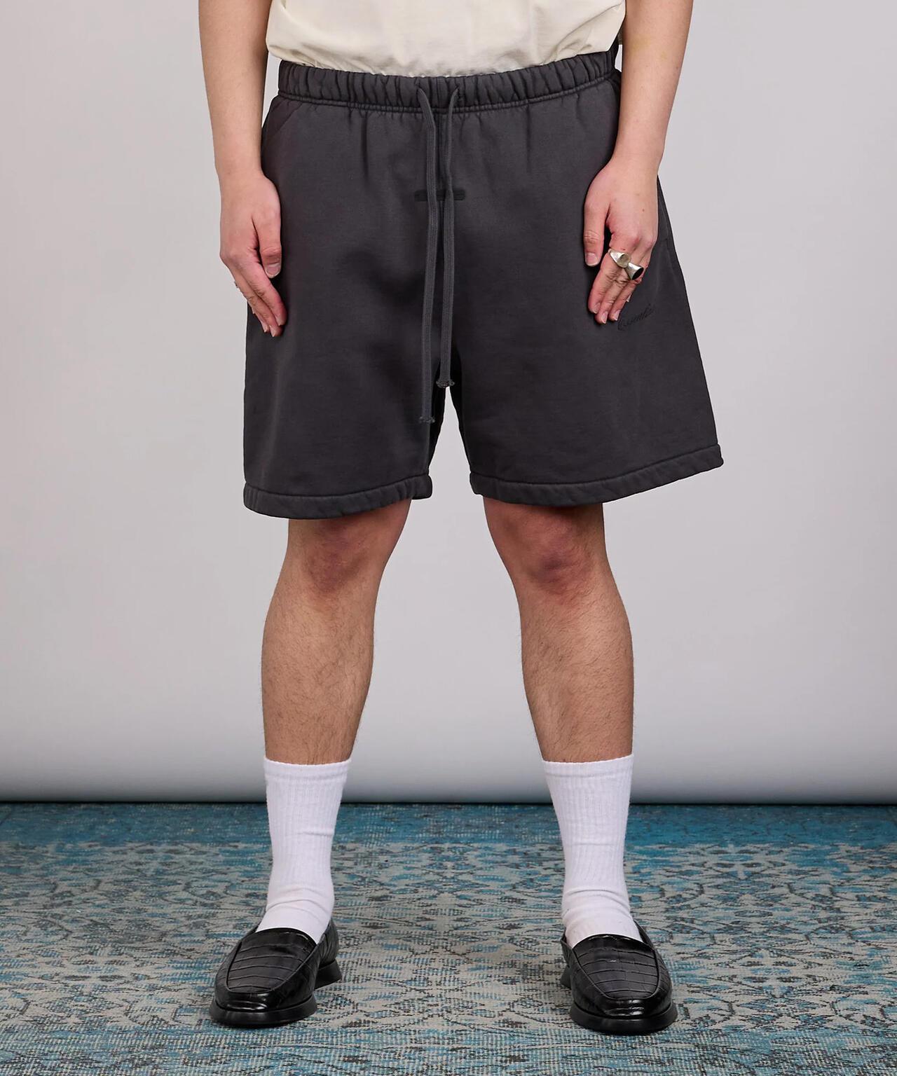 Fear of God ESSENTIALS/FOG エッセンシャルズ SIGNATURE CLASSIC SHORT 短褲