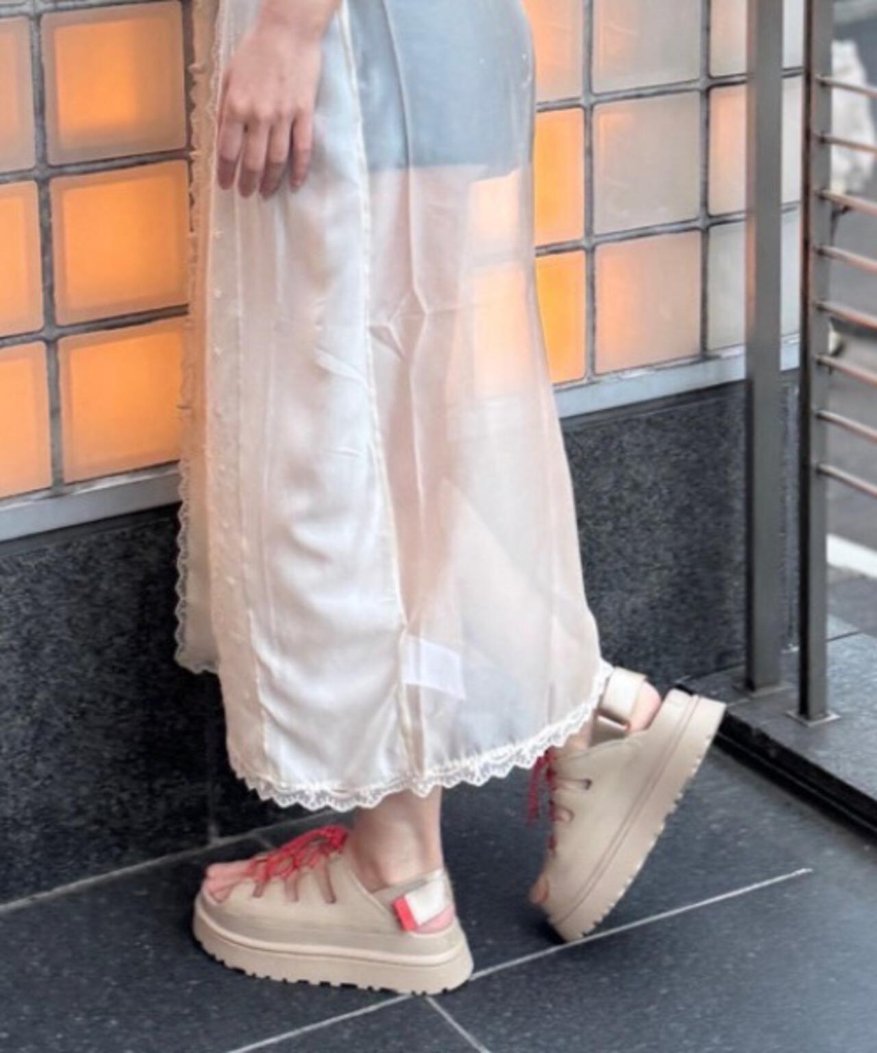 UGG アグ GOLDENGLOW TOGGLE
