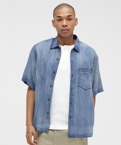 WIND THROUGH DENIM S/S SHIRTS 牛仔短袖襯衫