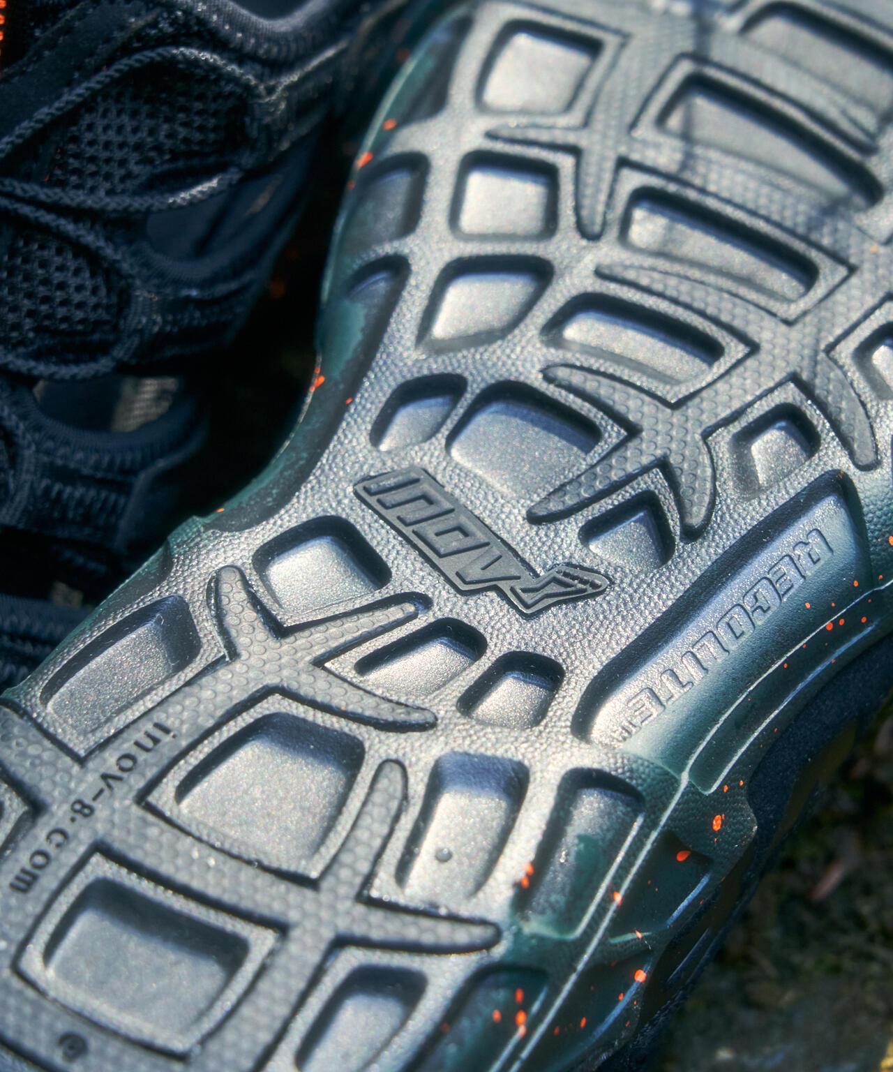 SANDAL レコライト190 涼鞋 UNI款