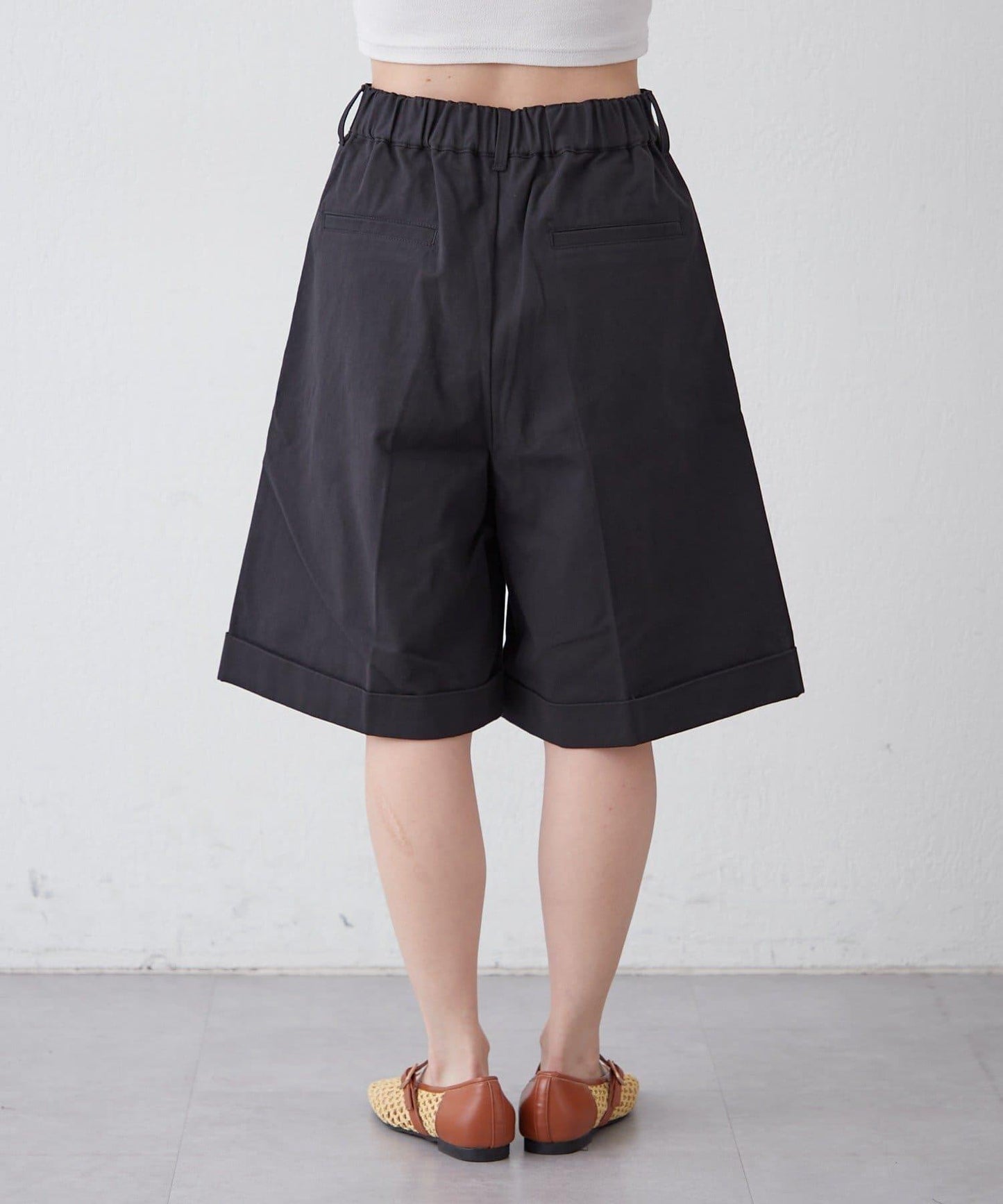 willow 翻邊設計 Chino 短褲