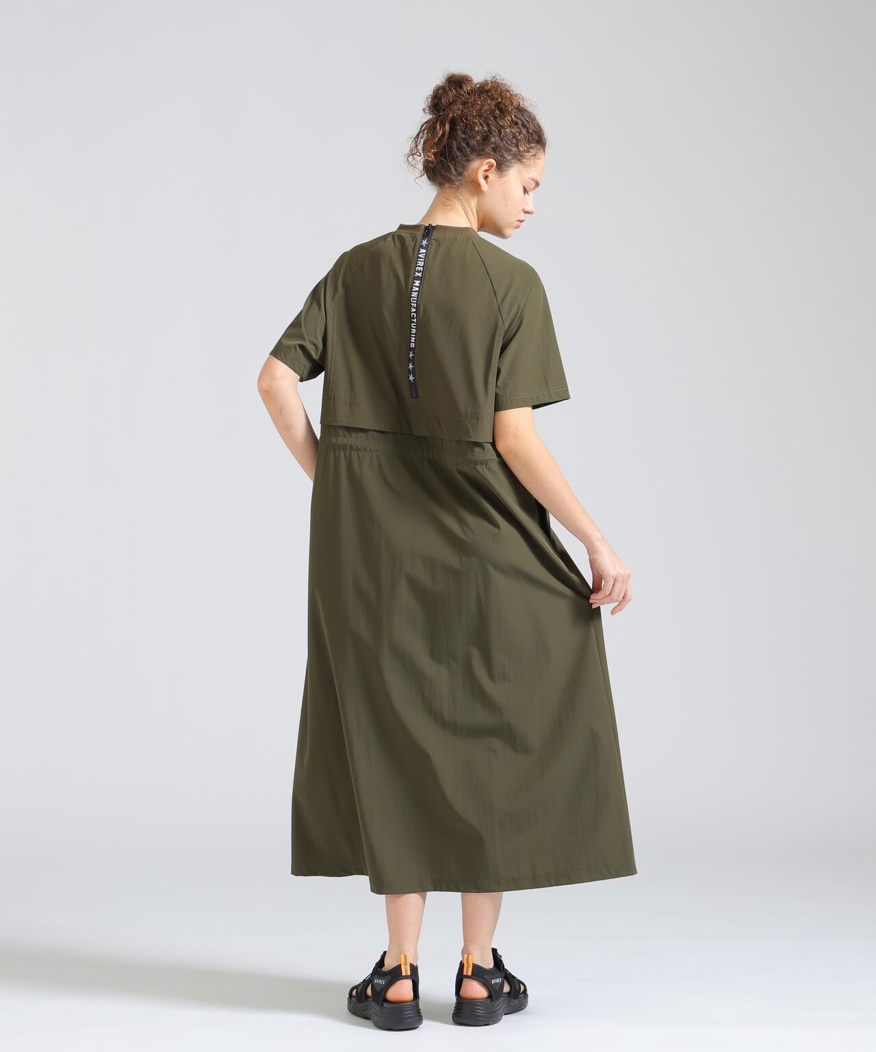 直營店限定 RAGLAN SLEEVE LOGO PRINT ZIP ACTIVE ONE PIECE 連衣裙