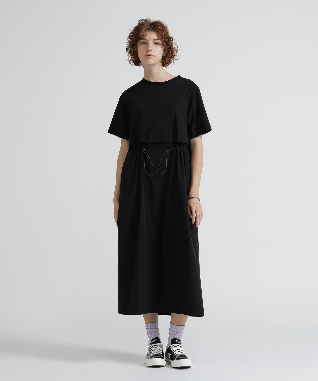 直營店限定 RAGLAN SLEEVE LOGO PRINT ZIP ACTIVE ONE PIECE 連衣裙